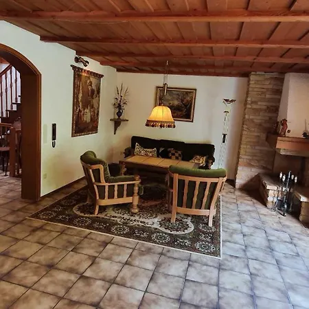 Korn Mitten Im Schönen Pfälzer Wald, Privat Haus Ferienhaus