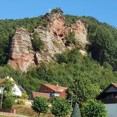 Korn Mitten Im Schönen Pfälzer Wald, Privat Haus
